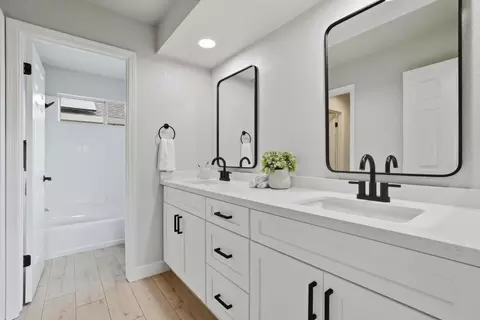 Bath - 3110 Strand Rd, Rocklin, CA 95765 photo 8 of 10