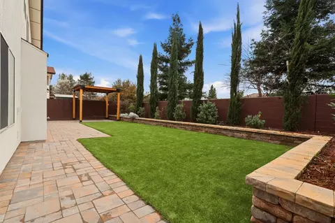 Exterior - 3110 Strand Rd, Rocklin, CA 95765 photo 3 of 7