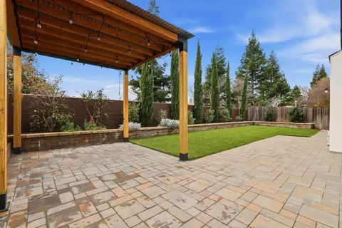 Exterior - 3110 Strand Rd, Rocklin, CA 95765 photo 4 of 7