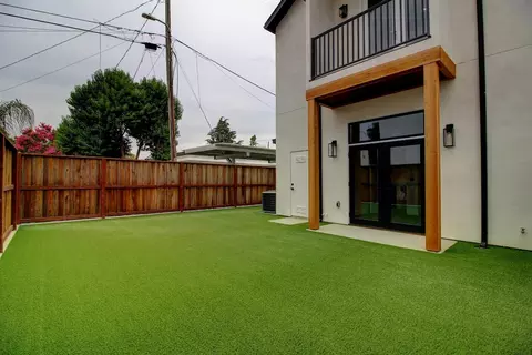 Exterior - 1526 3rd St, Escalon, CA 95320 photo 5 of 5
