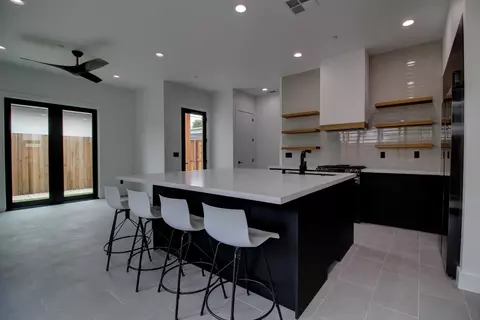 Kitchen - 1526 3rd St, Escalon, CA 95320 photo 4 of 8