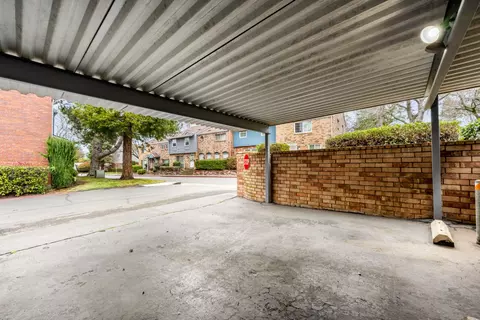 Exterior - 4007 Oak Villa Cir, Carmichael, CA 95608 photo 10 of 24