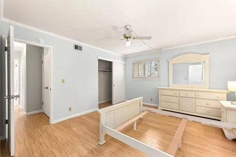 Bedroom - 4007 Oak Villa Cir, Carmichael, CA 95608 photo 1 of 7