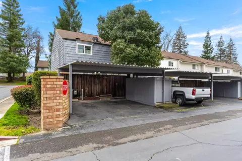 Exterior - 4007 Oak Villa Cir, Carmichael, CA 95608 photo 12 of 24