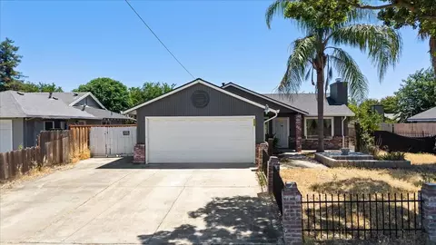 205 Weber Ave, Patterson, CA 95363