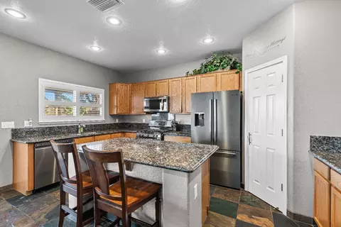 7009 Finale Ln, Hughson, CA 95326 photo 17