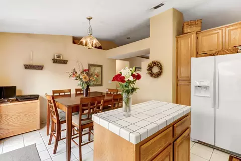 Dining - 4714 Durham Ct, Rocklin, CA 95765 photo 2 of 3