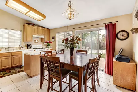 Dining - 4714 Durham Ct, Rocklin, CA 95765 photo 1 of 3