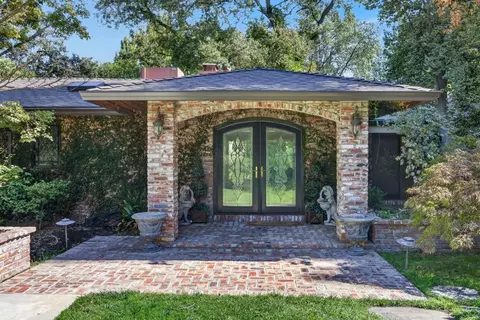 3631 Winding Creek Rd, Sacramento, CA 95864