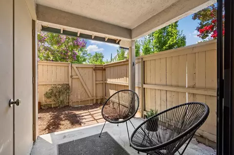 Exterior - 2128 Bueno Dr #18, Davis, CA 95616 photo 4 of 5