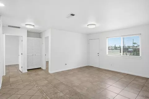 Living - 837 Inyo Ave, Modesto, CA 95358 photo 1 of 2