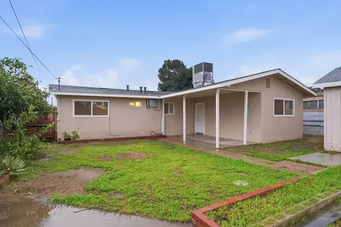 Exterior - 837 Inyo Ave, Modesto, CA 95358 photo 5 of 5