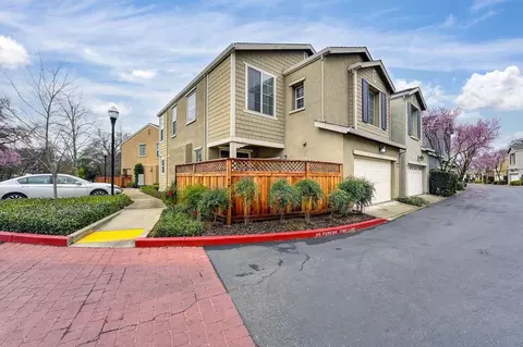 5998 Camden Cir, Citrus Heights, CA 95621