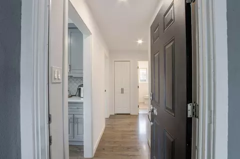 Entry Way - 181 Laguna Dr, Tracy, CA 95376 photo 1 of 3
