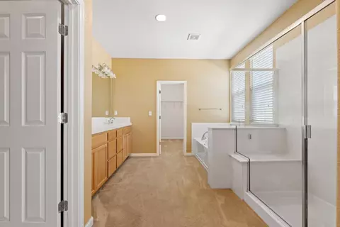 Entry Way - 9333 Vintner Cir, Patterson, CA 95363 photo 4 of 8