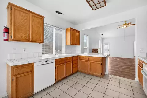 1725 Schellbach Dr, Lincoln, CA 95648 photo 8