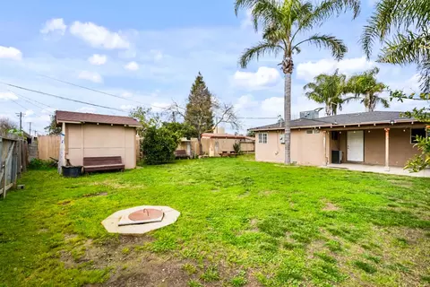 Exterior - 1518 Plumas Ave, Modesto, CA 95358 photo 6 of 6