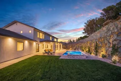 Exterior - 3225 Rustic Woods Ct, Loomis, CA 95650 photo 3 of 7