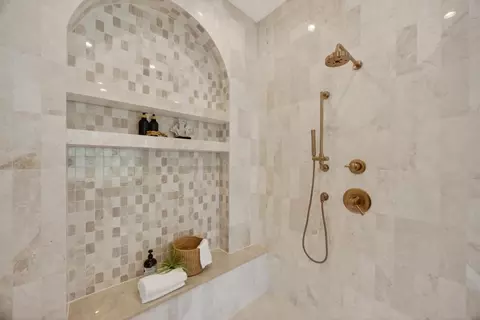 Bath - 3225 Rustic Woods Ct, Loomis, CA 95650 photo 16 of 17