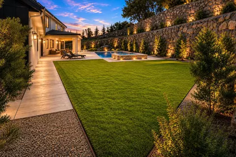 Exterior - 3225 Rustic Woods Ct, Loomis, CA 95650 photo 3 of 7