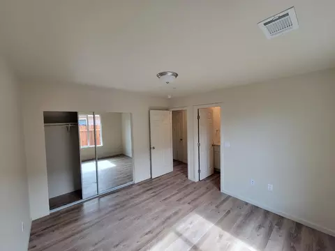 Bedroom - 471 E Alameda St, Manteca, CA 95336 photo 3 of 3