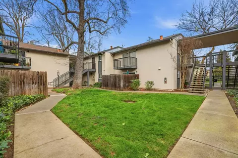 2950 Marconi Ave #206, Sacramento, CA 95821
