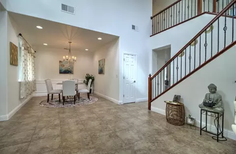 Entry Way - 523 Danbury Pl, Lathrop, CA 95330 photo 3 of 6