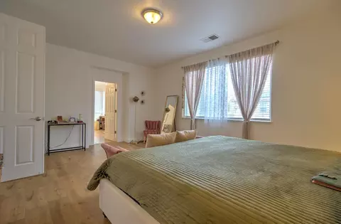 Bedroom - 523 Danbury Pl, Lathrop, CA 95330 photo 4 of 9