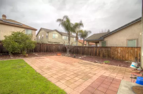 Exterior - 523 Danbury Pl, Lathrop, CA 95330 photo 10 of 10