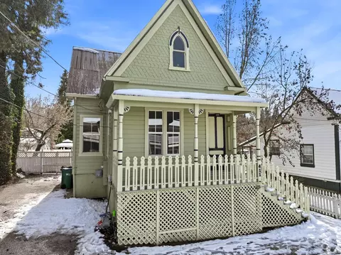 Exterior - 411 Colfax Ave, Grass Valley, CA 95945 photo 2 of 9