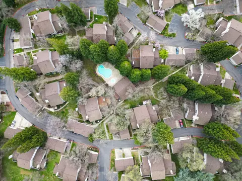 View/Area - 3900 Park Circle Ln #B, Carmichael, CA 95608 photo 3 of 3
