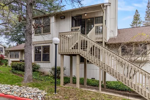 Exterior - 3900 Park Circle Ln #B, Carmichael, CA 95608 photo 1 of 8