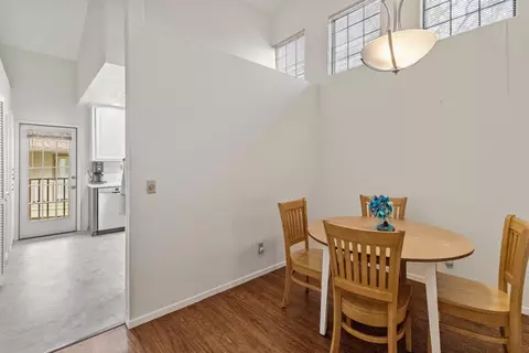 Dining - 3900 Park Circle Ln #B, Carmichael, CA 95608 photo 2 of 2