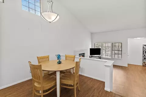 Dining - 3900 Park Circle Ln #B, Carmichael, CA 95608 photo 1 of 2