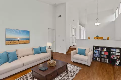 Living - 3900 Park Circle Ln #B, Carmichael, CA 95608 photo 3 of 7