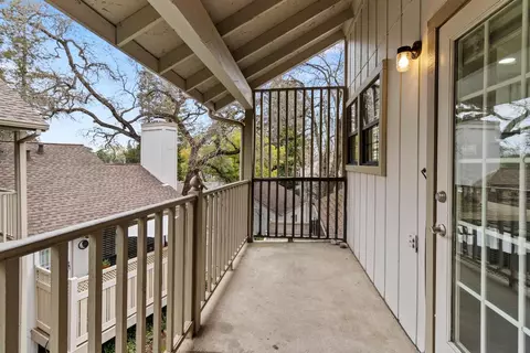 Exterior - 3900 Park Circle Ln #B, Carmichael, CA 95608 photo 2 of 8