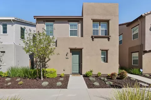 1545 Marina Dr, Lathrop, CA 95330