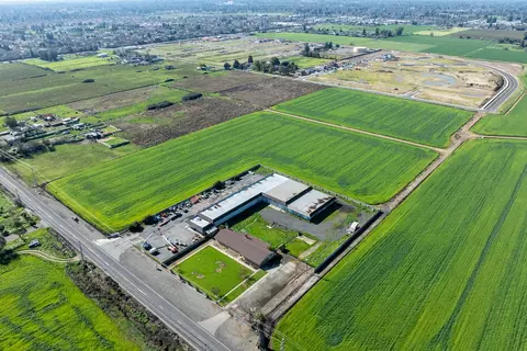 3941 Roselle Ave, Modesto, CA 95357 photo 13