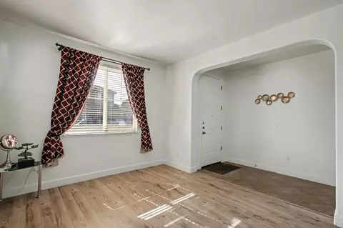 Entry Way - 1054 Ledgestone Dr, Folsom, CA 95630 photo 2 of 10
