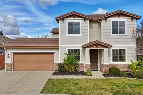 Exterior - 1054 Ledgestone Dr, Folsom, CA 95630 photo 2 of 7