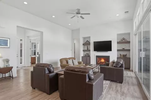 Living - 2787 Millstream Ln, Turlock, CA 95382 photo 1 of 2