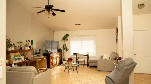 3917 Westfall Ln, Modesto, CA 95357 photo 4