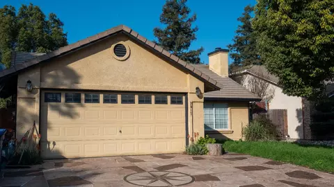 3917 Westfall Ln, Modesto, CA 95357 photo 1