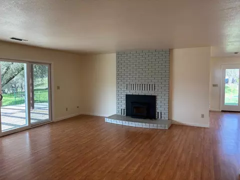 1240 Los Robles Rd, Placerville, CA 95667 photo 4