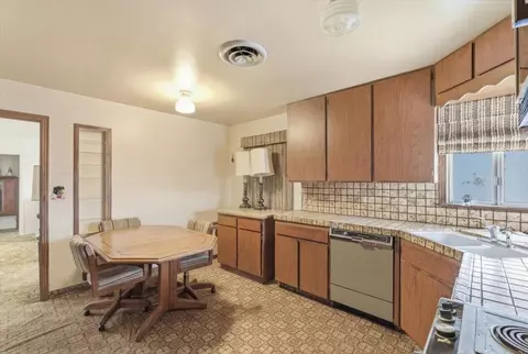 Kitchen - 1833 Richard Way, Ceres, CA 95307 photo 2 of 2