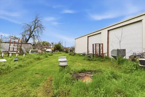 Exterior - 1833 Richard Way, Ceres, CA 95307 photo 3 of 4