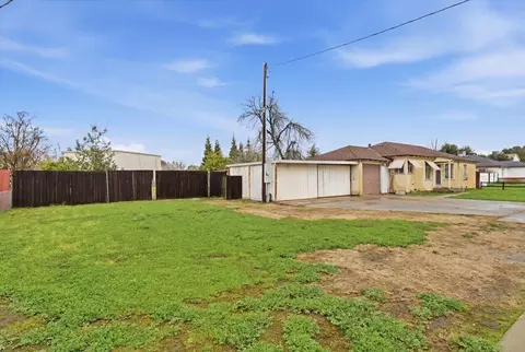 Exterior - 1833 Richard Way, Ceres, CA 95307 photo 2 of 4