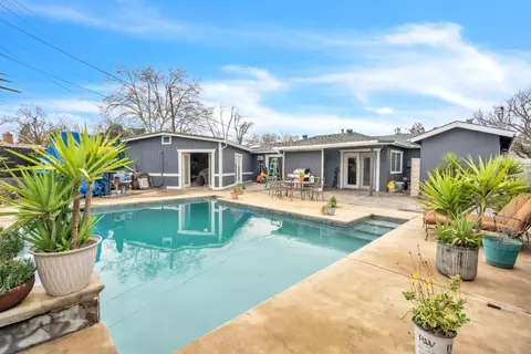 3408 Barrington Rd, Sacramento, CA 95864