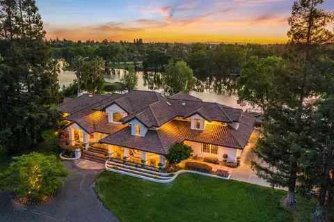 10676 Wilton Rd, Elk Grove, CA 95624