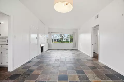 Living - 507 Coronado Way, Modesto, CA 95350 photo 3 of 9